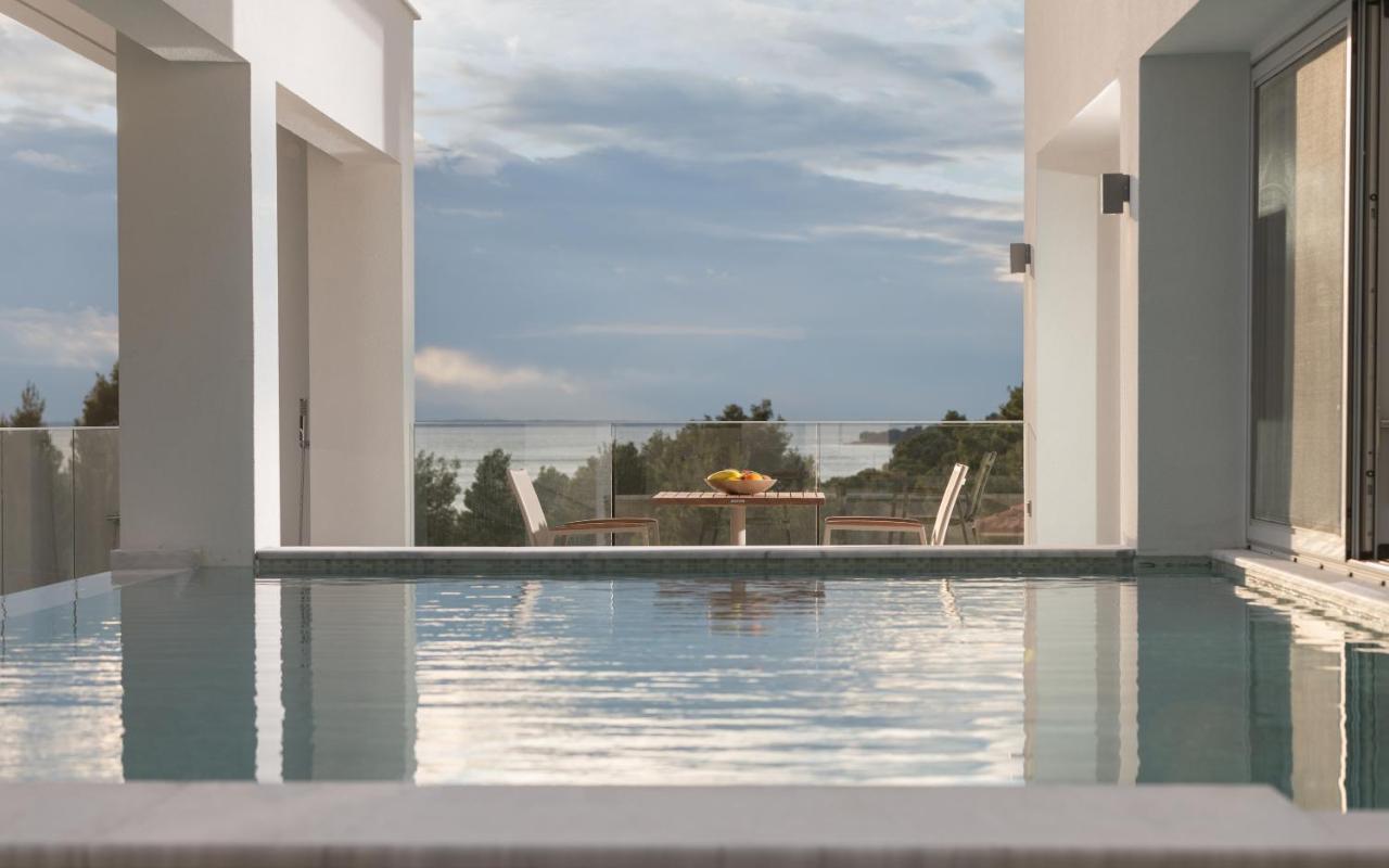 Nikiti Botanic Pool Suites Екстер'єр фото